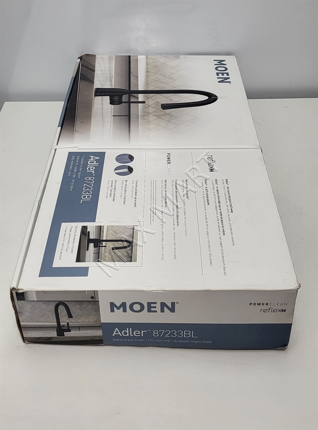 MOEN Adler 87233BL Pull-Down Sprayer Kitchen Faucet with Power Clean and Reflex - Matte Black