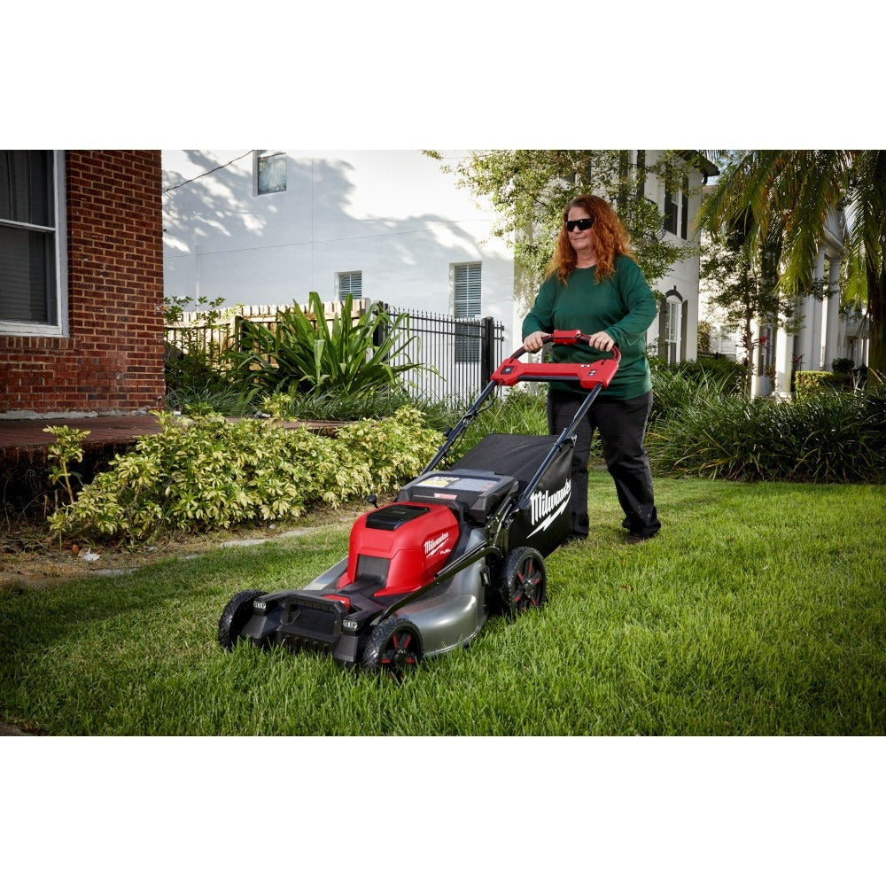 Milwaukee M18 FUEL Brushless Cordless 21-inch Self-Propelled Lawnmower Lawn Mower 2823-20 (Tool only)