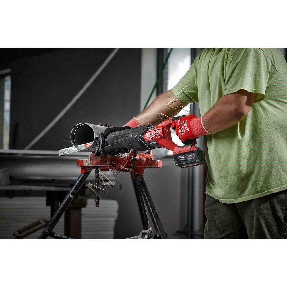 Milwaukee 2821-20 M18 FUEL GEN-2 Brushless Cordless SAWZALL Reciprocating Saw (Tool Only)