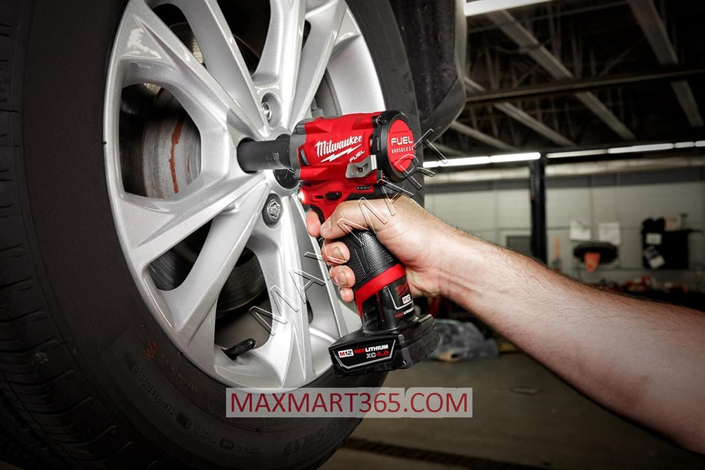 Milwaukee M12 FUEL 1/2-inch Stubby Impact Wrench 2555-20 2555P-20 (Tool Only)