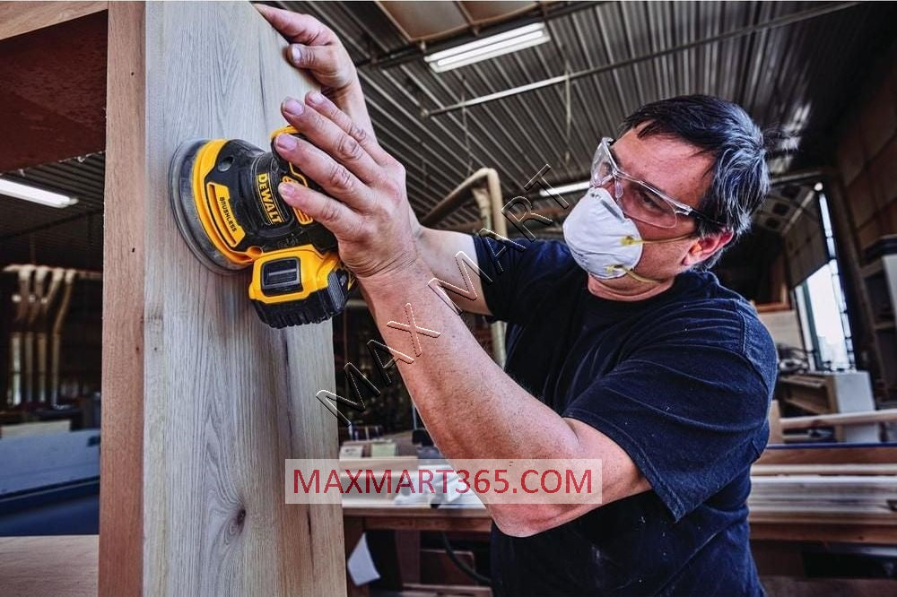 DEWALT DCW210B 20V XR Cordless Brushless 5-inch Variable-Speed Random Orbital Sander (Tool Only)