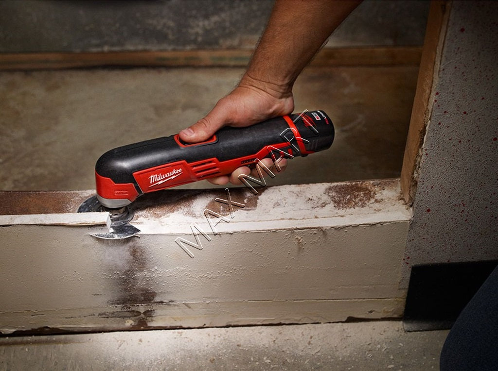 Milwaukee 2426-20 M12 12V Cordless Oscillating Multi-Tool (Tool Only)