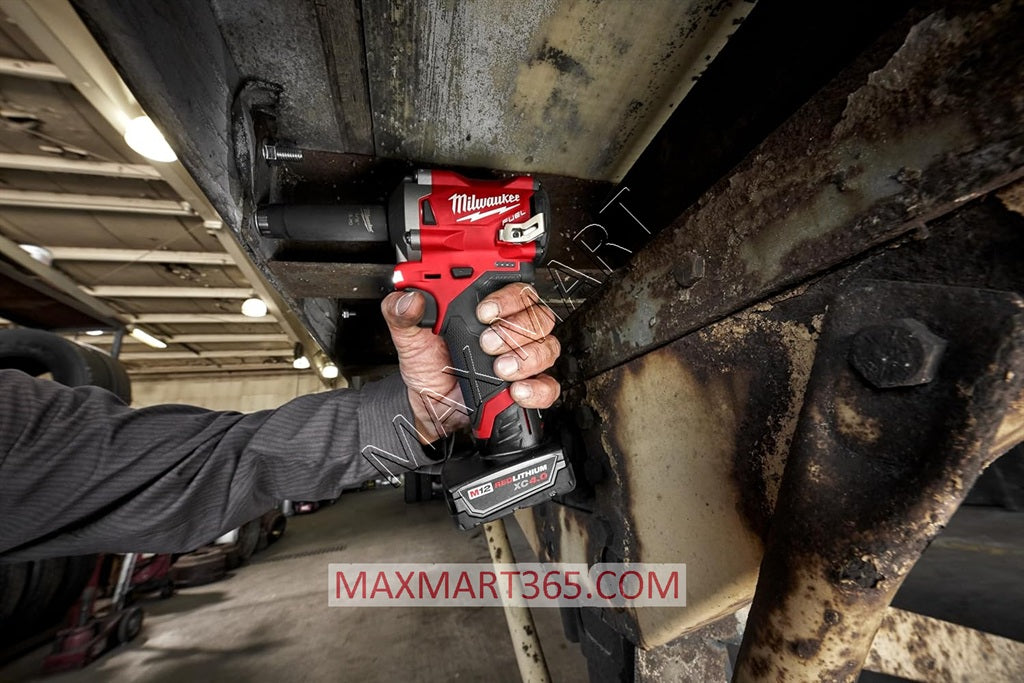 Milwaukee M12 FUEL 1/2-inch Stubby Impact Wrench 2555-20 2555P-20 (Tool Only)