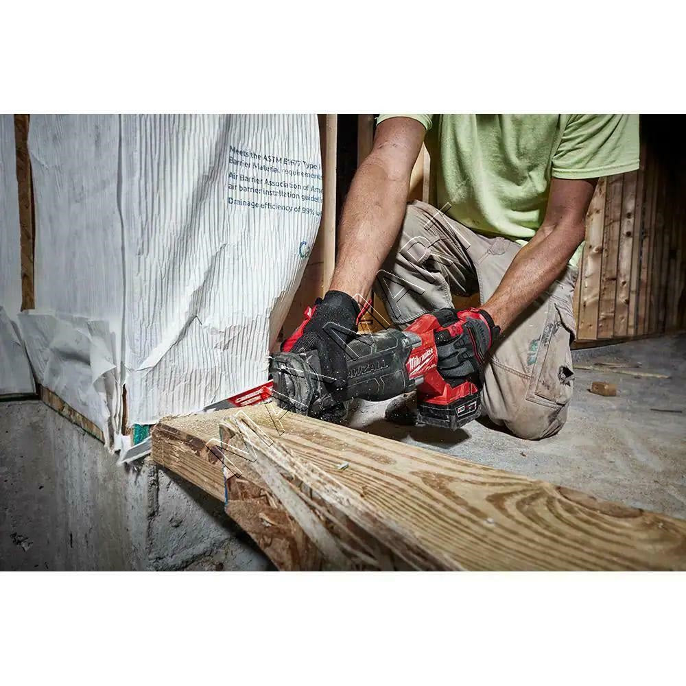 Milwaukee 2821-20 M18 FUEL GEN-2 Brushless Cordless SAWZALL Reciprocating Saw (Tool Only)