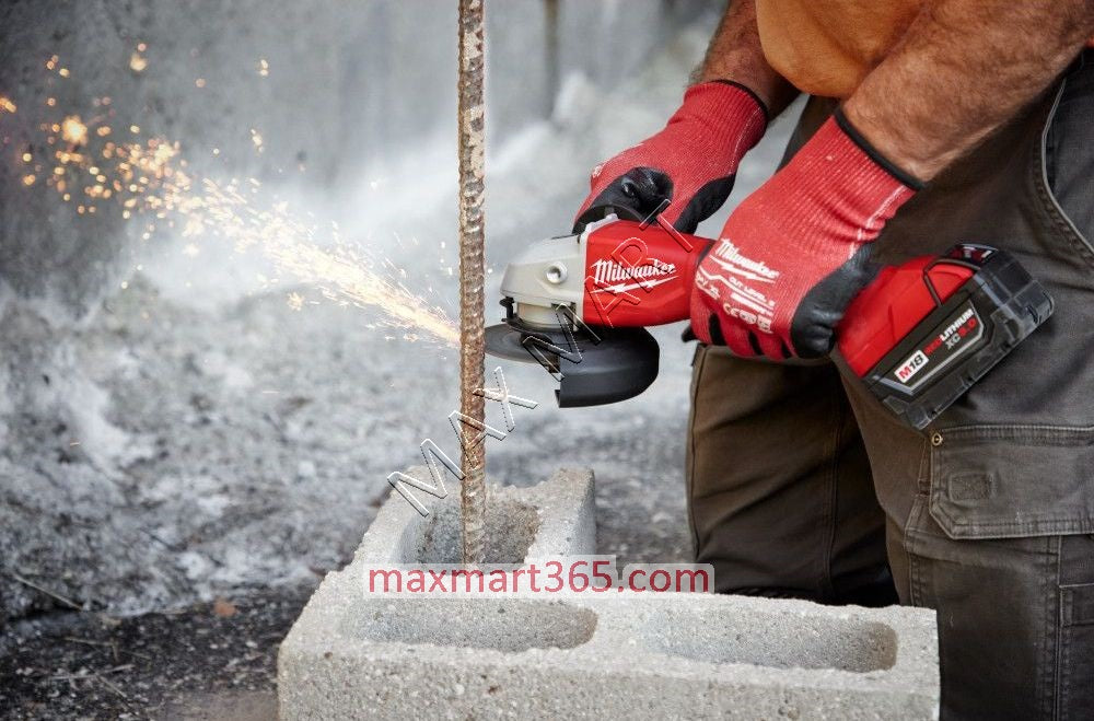 Milwaukee 2686-20 M18 4-1/2-inch/5-inch Brushless Cordless Cut-Off Saw Angle Grinder w/ Paddle Switch (Tool Only)