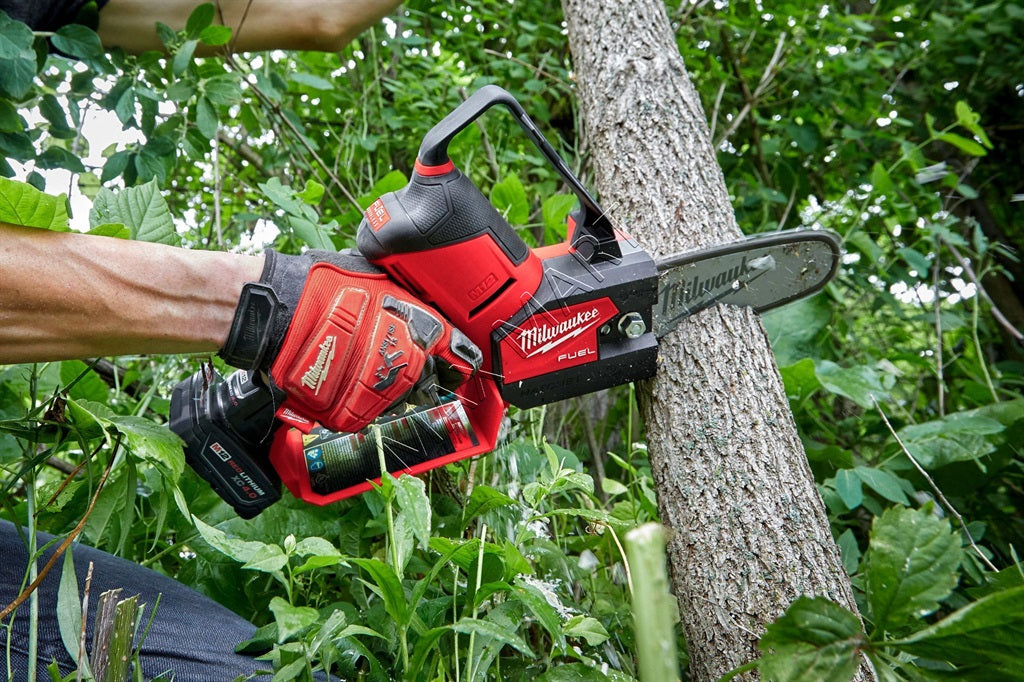 Milwaukee 2527-20 M12 FUEL 6-inch HATCHET Pruning Saw Chainsaw (Tool Only)