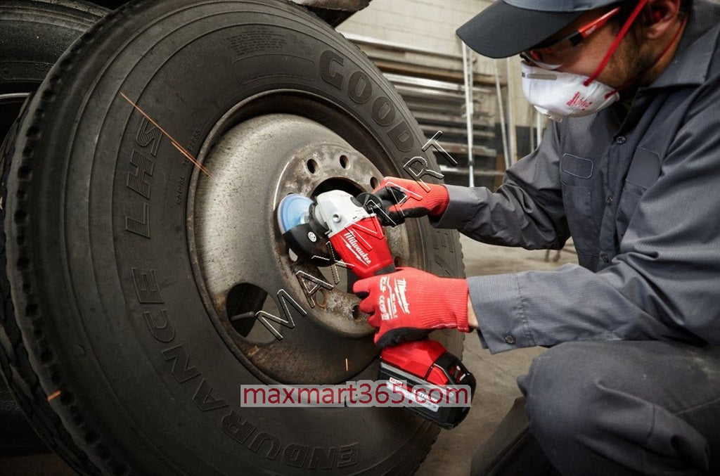 Milwaukee 2686-20 M18 4-1/2-inch/5-inch Brushless Cordless Cut-Off Saw Angle Grinder w/ Paddle Switch (Tool Only)