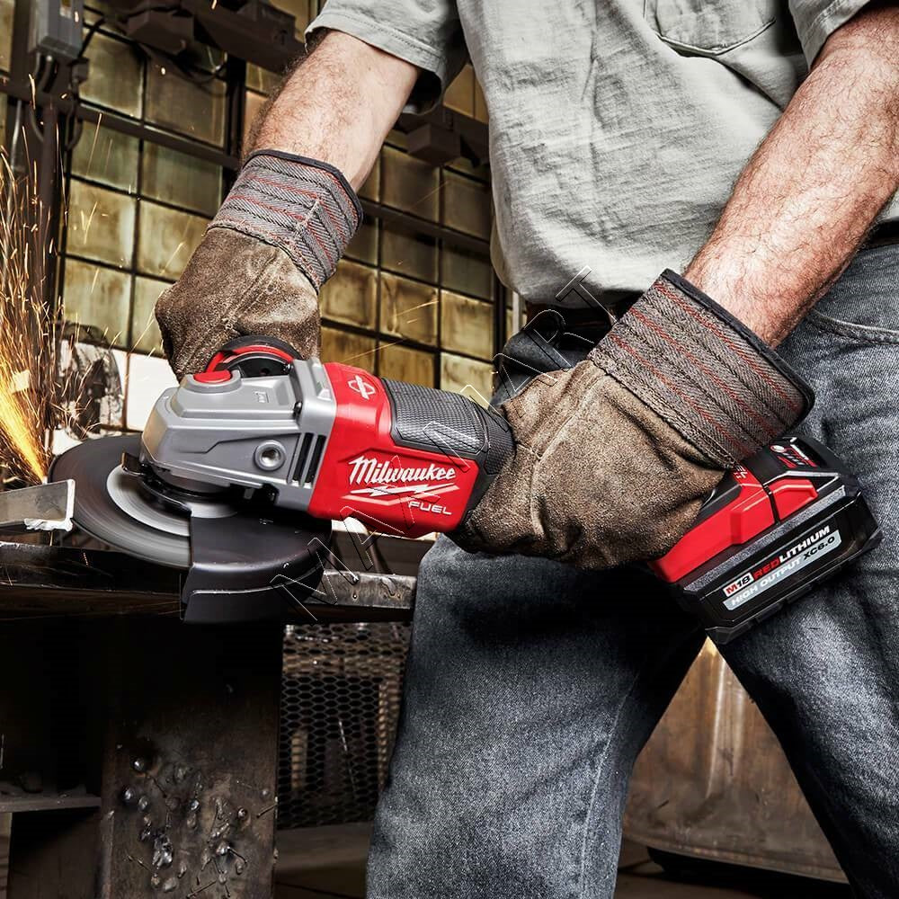 Milwaukee 2880-20 M18 FUEL Brushless Cordless 4-1/2-inch/5-inch Angle Grinder w/ Paddle Switch(Tool Only)