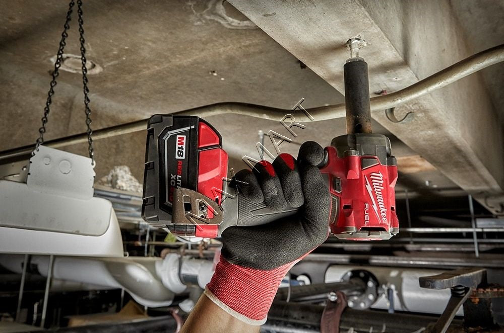 Milwaukee 2855-20 M18 FUEL Gen-2 Brushless Cordless 1/2-inch Compact Impact Wrench