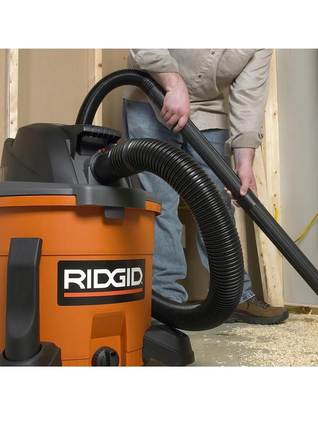 RIDGID 2-1/2 英寸 x 7 英尺 Tug-A-Long 通用锁定柔性真空软管，适用于干湿车间吸尘器